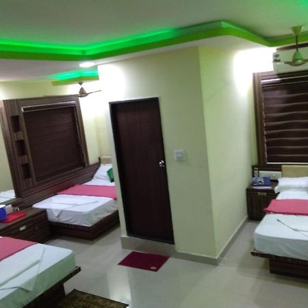 Highland Inn Hotel Mangalore Extérieur photo